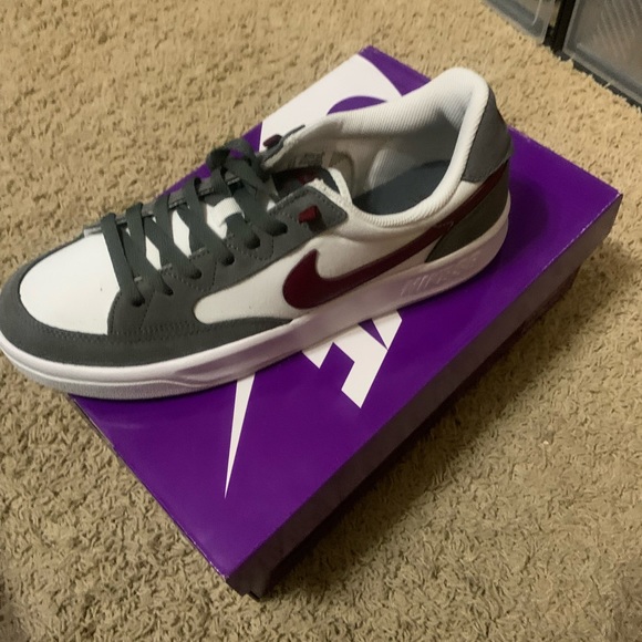 nike sb adversary premium iron grey